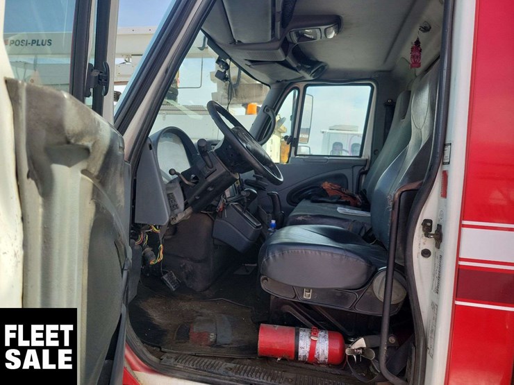 2007-international-durastar-4300-image-13