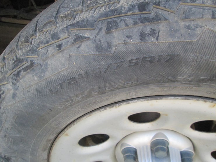 2012-chevrolet-express-g1500-image-13