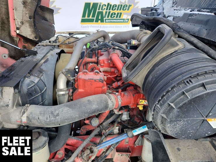 2014-international-prostar-image-32