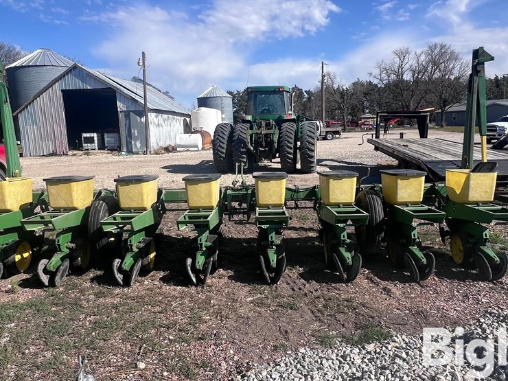 john-deere-7100-image-6