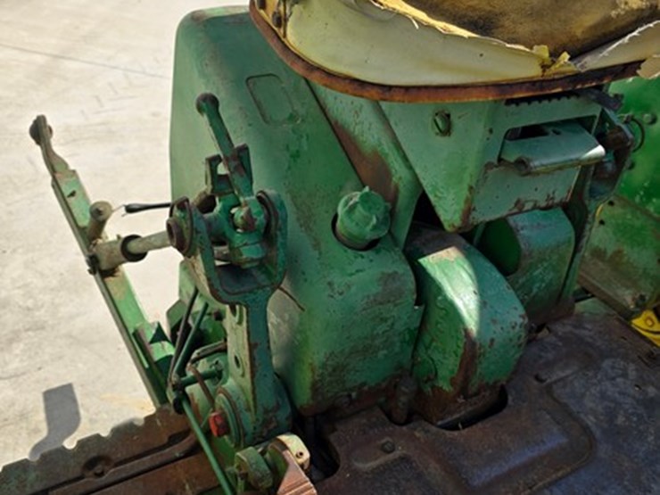 1967-john-deere-2510-image-22