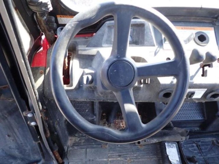 2016-pioneer-4x4-image-12