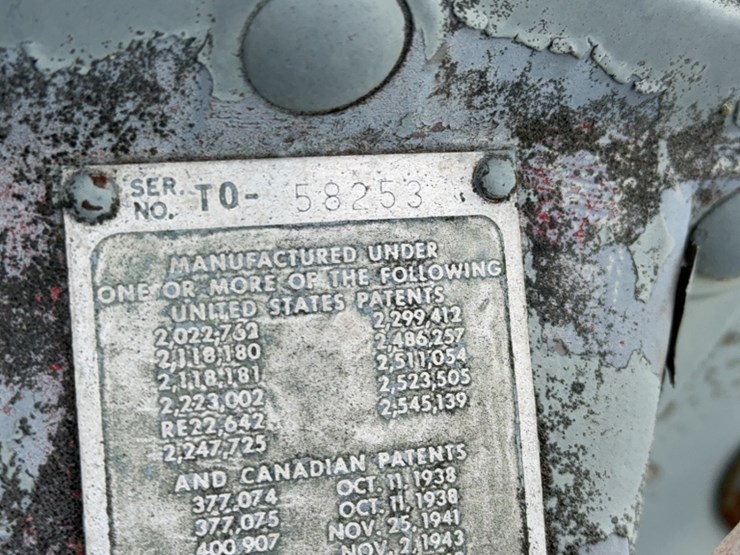 #3068-•-ferguson-tractor-image-16