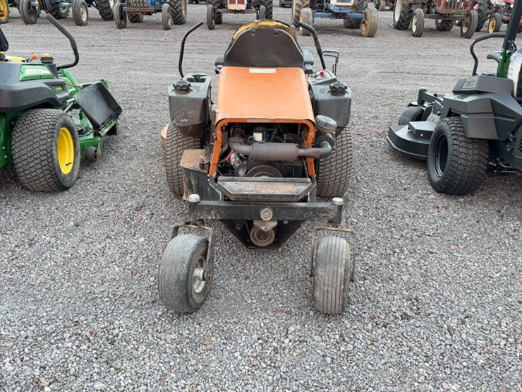 #4045-•-woods-zero-turn-mower-image-10