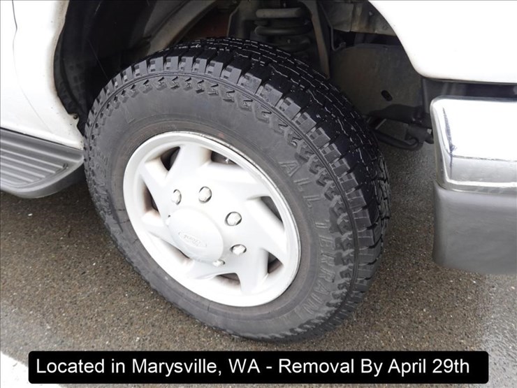 2006-ford-e350-image-13