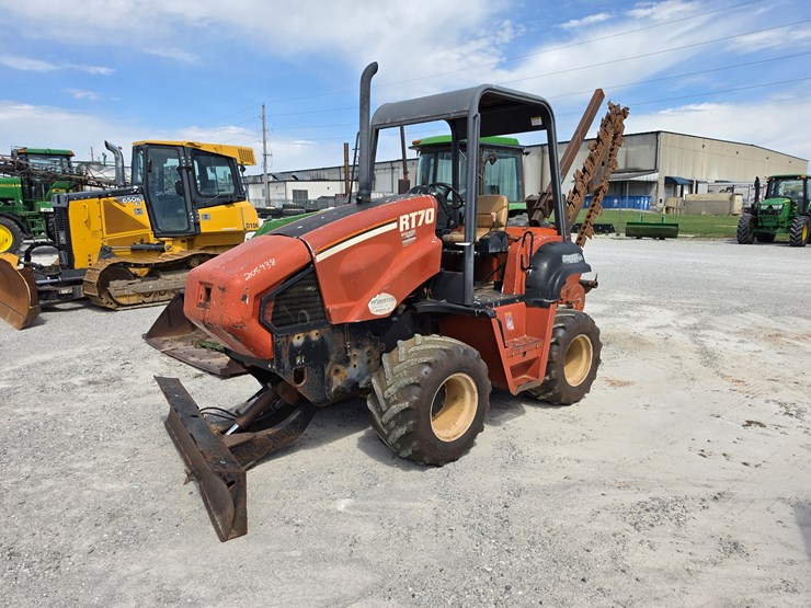 2002-ditch-witch-rt70-image-1