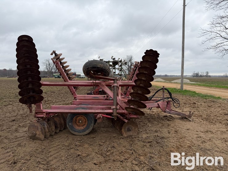 international-490-image-4