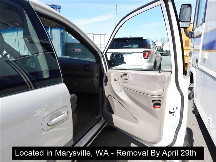 2001-dodge-grand-caravan-image-22