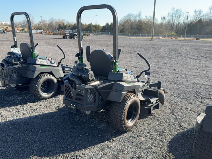 #4047-•-yakta-yxr-320-zero-turn-mower-image-8