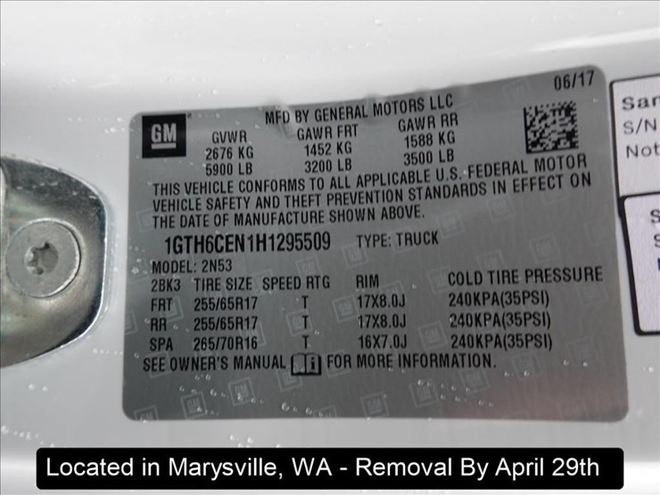 2017-gmc-canyon-image-10