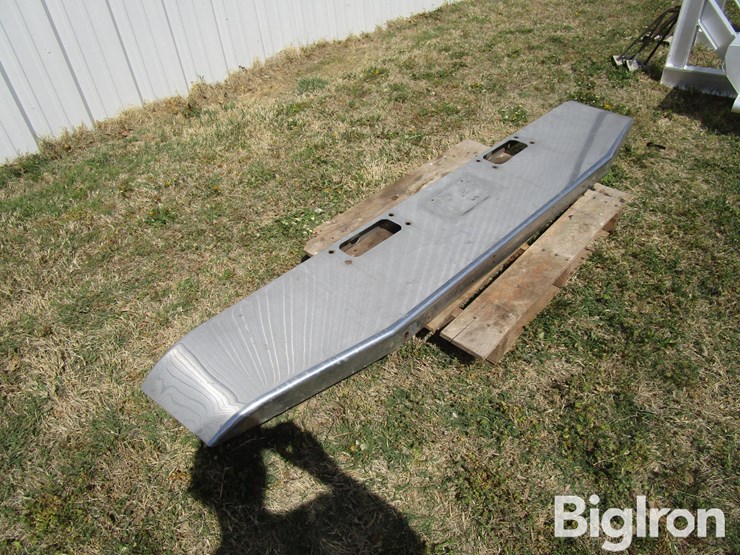 peterbilt-359-image-3