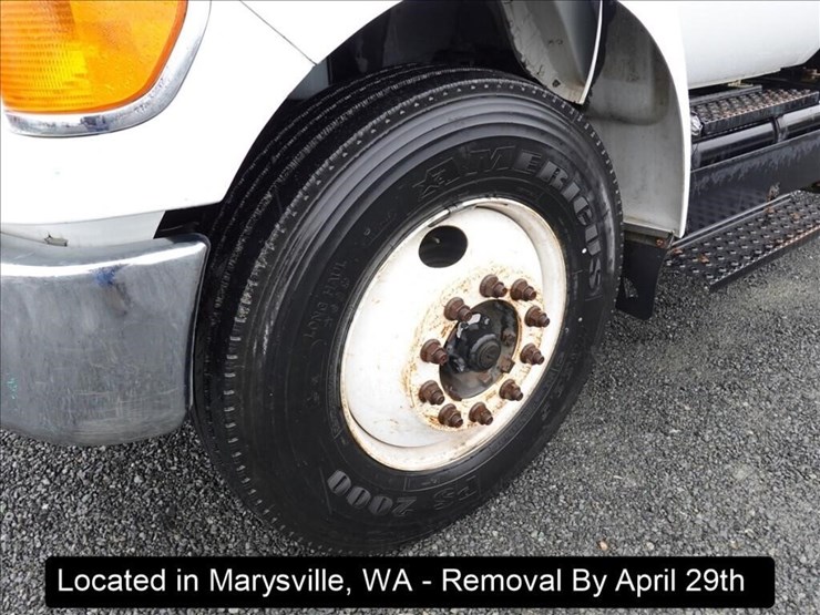 2015-ford-f650-image-14