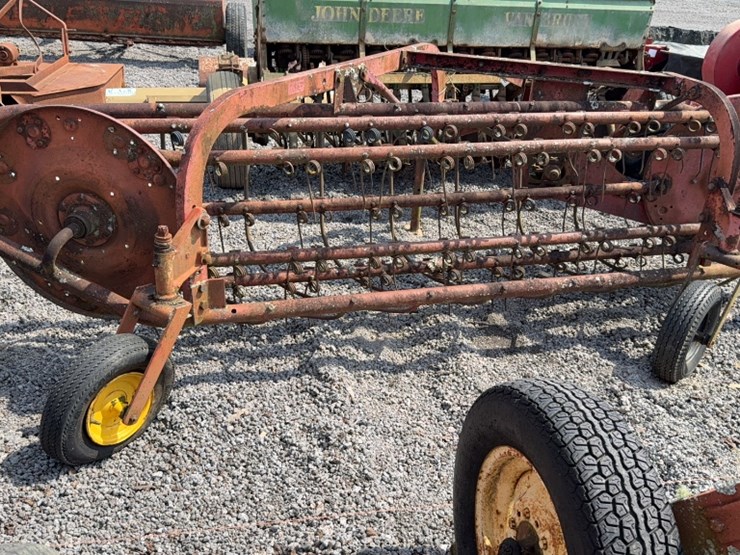 massey-ferguson-3-image-3