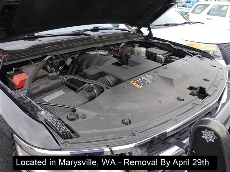 2017-chevrolet-tahoe-image-25