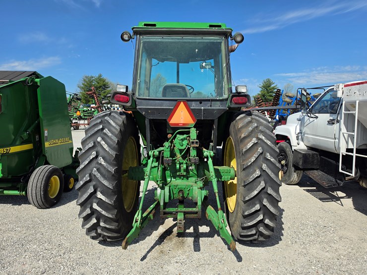 1992-john-deere-4760-image-11