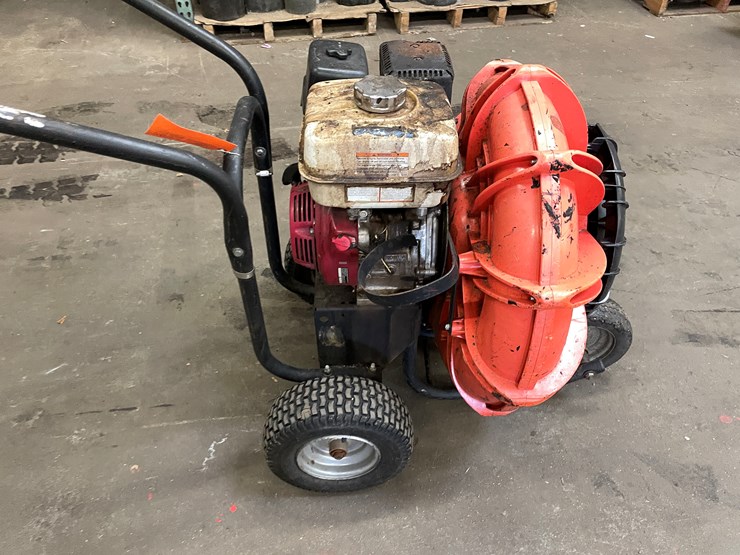 #2533-•-billy-goat-walk-behind-blower-(columbia-heights,-mn)-image-5