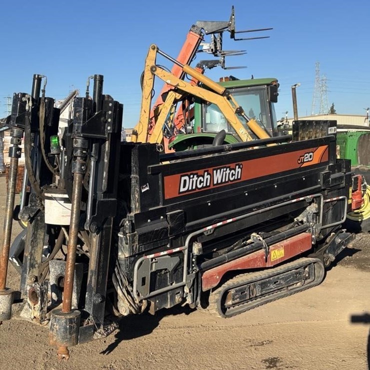 2019 DITCH WITCH JT20