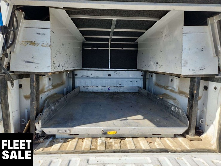 2015-gmc-sierra-2500hd-image-24