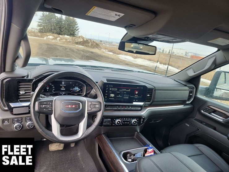 2024-gmc-sierra-2500hd-image-19