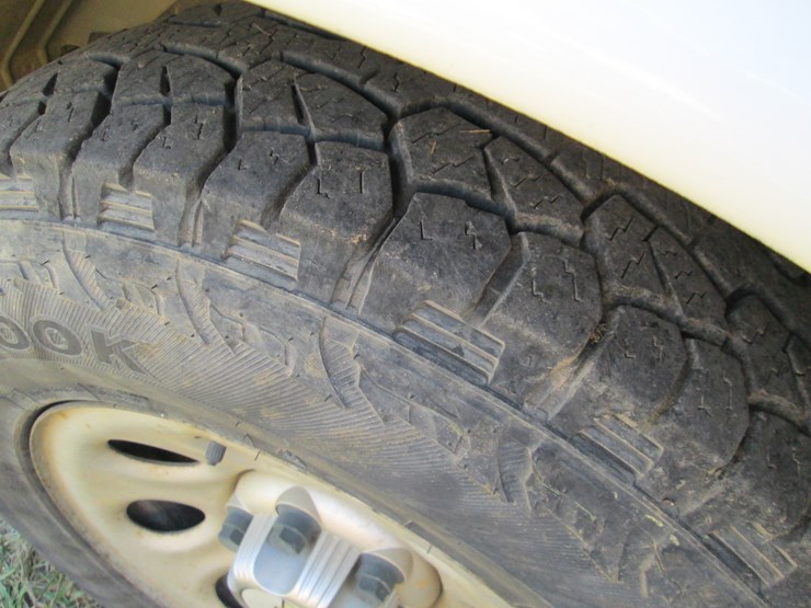 2012-chevrolet-express-g1500-image-15