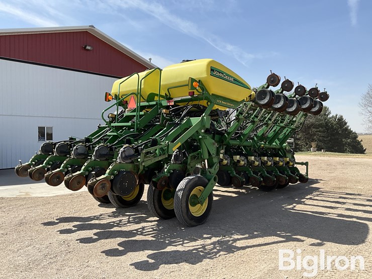 john-deere-1790-image-5