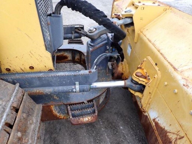 2018-deere-450k-image-31