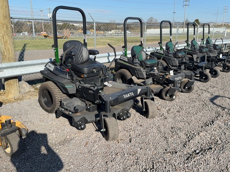 #4056-•-yakta-yxr-710-zero-turn-mower-image-3