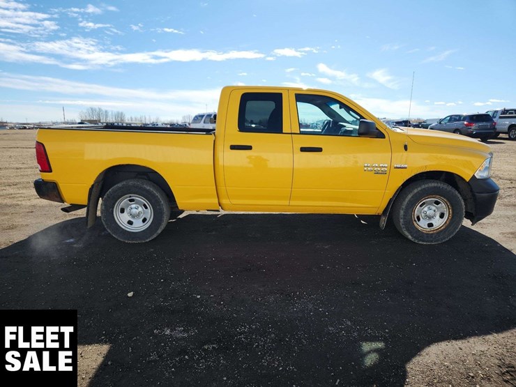 2019-ram-1500-classic-image-8