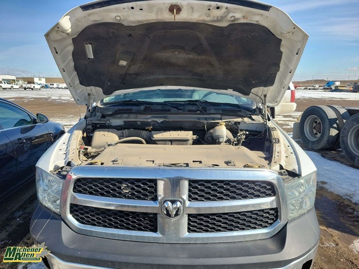 2013-dodge-1500-image-30