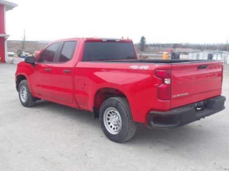 2023-chevrolet-1500-image-7