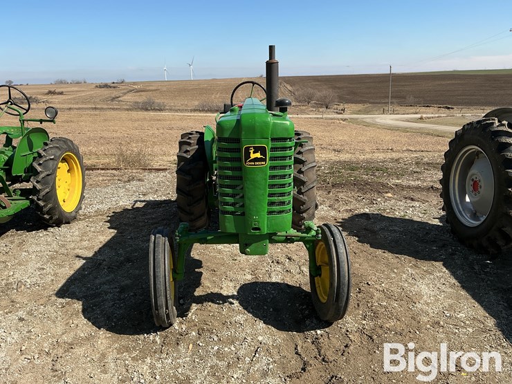 john-deere-m-image-2