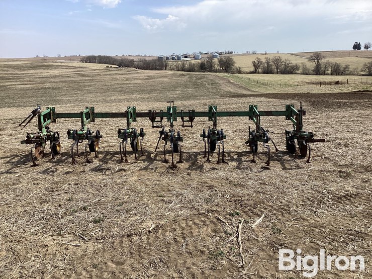 john-deere-6-image-6