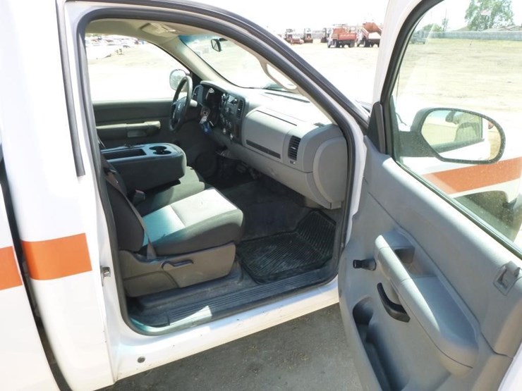 2008-chevrolet-1500-image-16