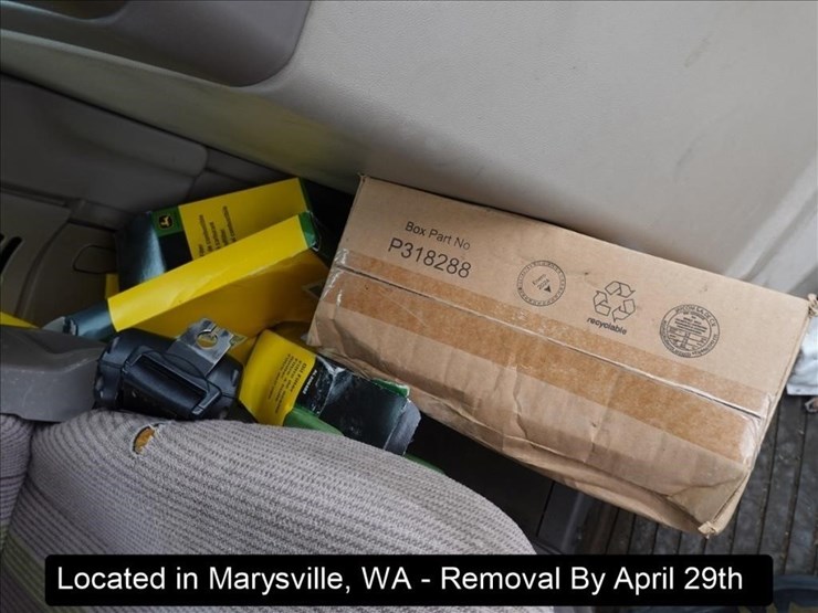 2012-john-deere-6430-image-23