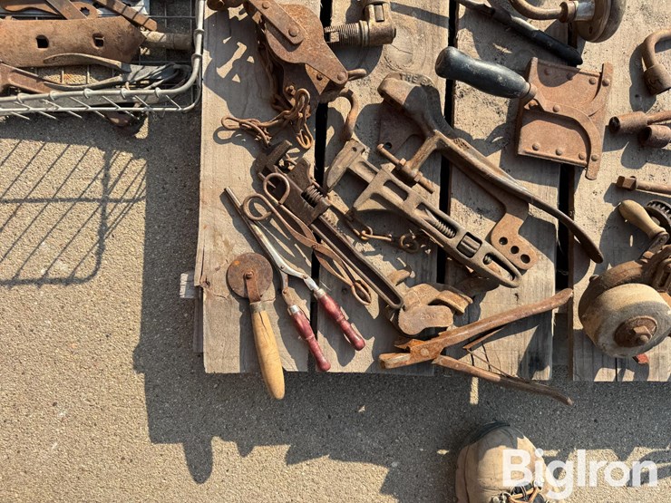 antique-tools-image-16