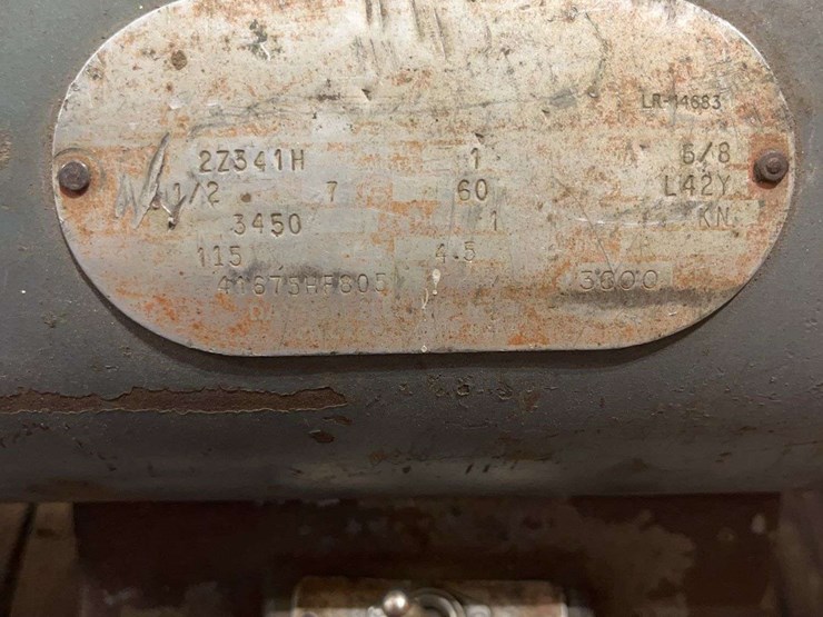 metal-table-with-grinder-image-3