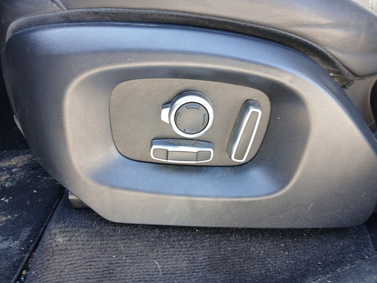 2016-land-rover-range-rover-image-29