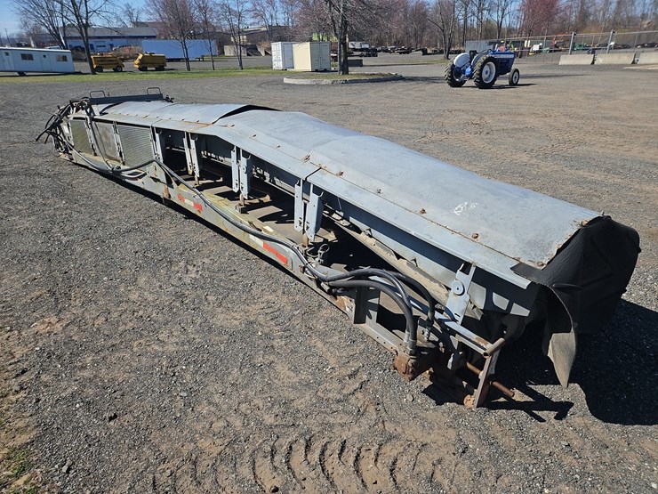 27'-covered-conveyor-image-3