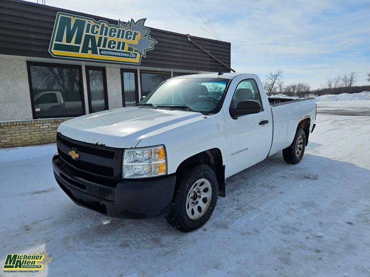 2010-chevrolet-silverado-1500-image-1