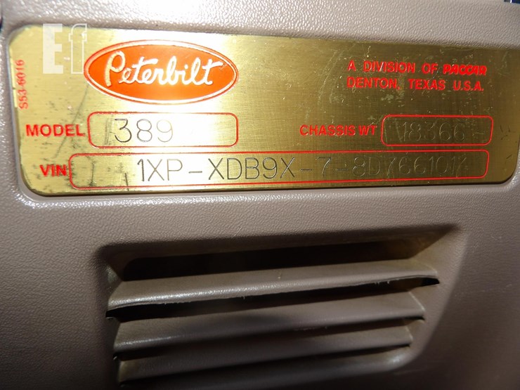 2008-peterbilt-389-image-47