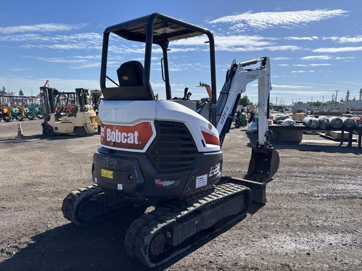 2020-bobcat-e26-image-3