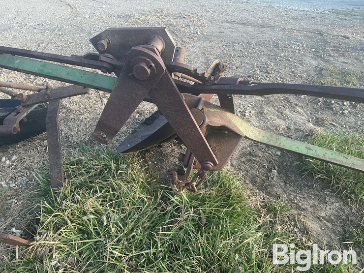 john-deere-terracing-plow-image-20