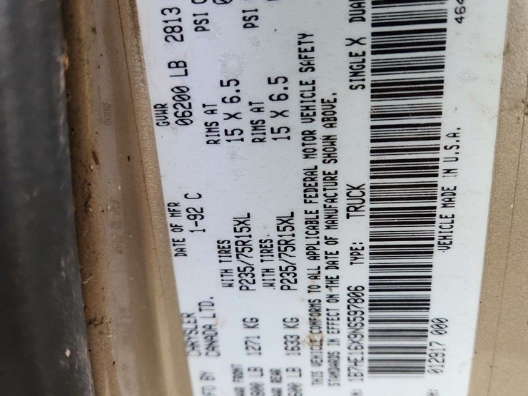 1992-dodge-150-image-42