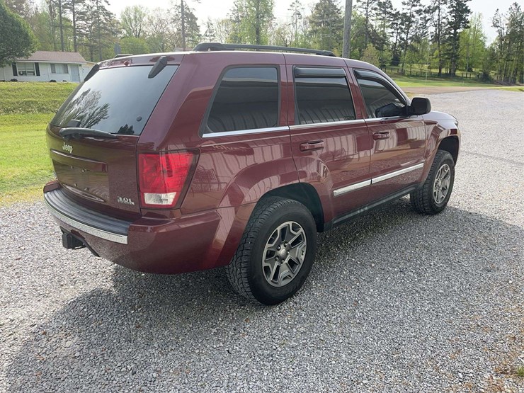 2007-jeep-grand-cherokee-image-14