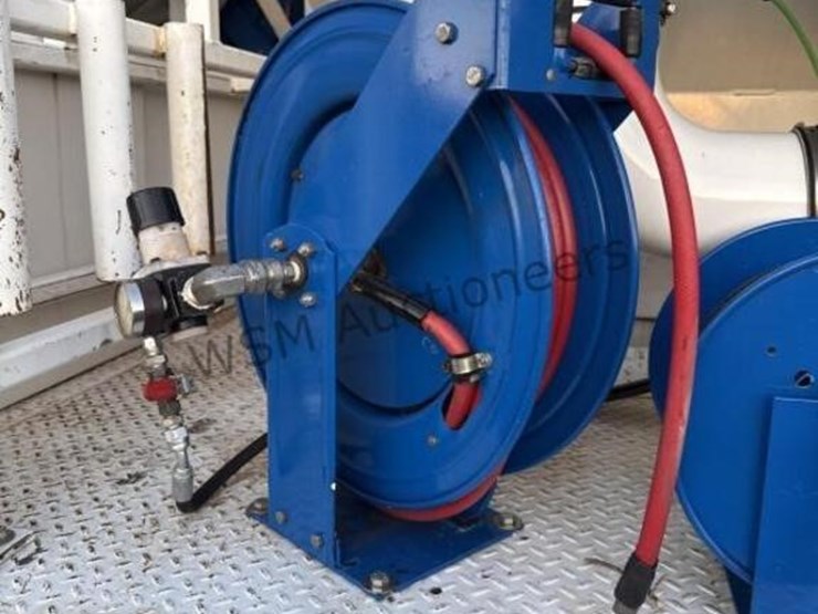 2009-international-durastar-4400-image-19