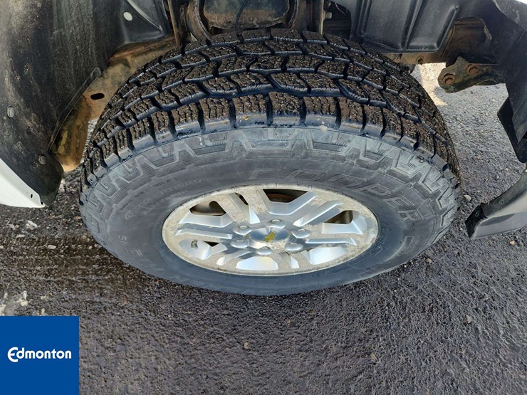 2012-chevrolet-colorado-image-13