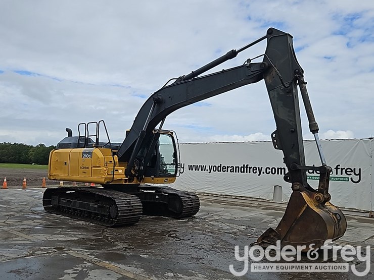 2016-deere-210g-image-6