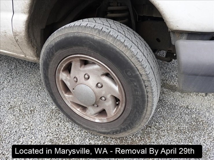 2006-ford-e250-image-13