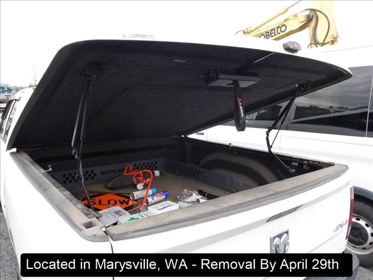 2014-dodge-1500-image-21