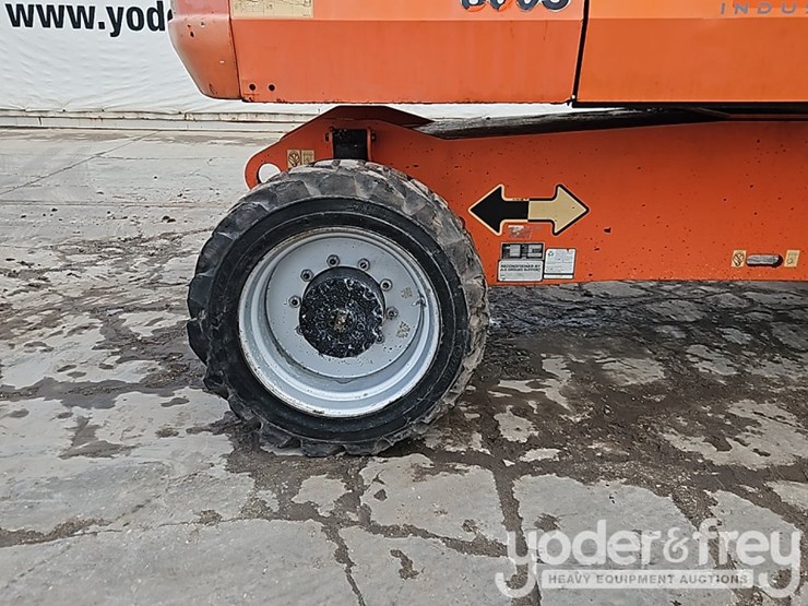 2007-jlg-800s-image-7